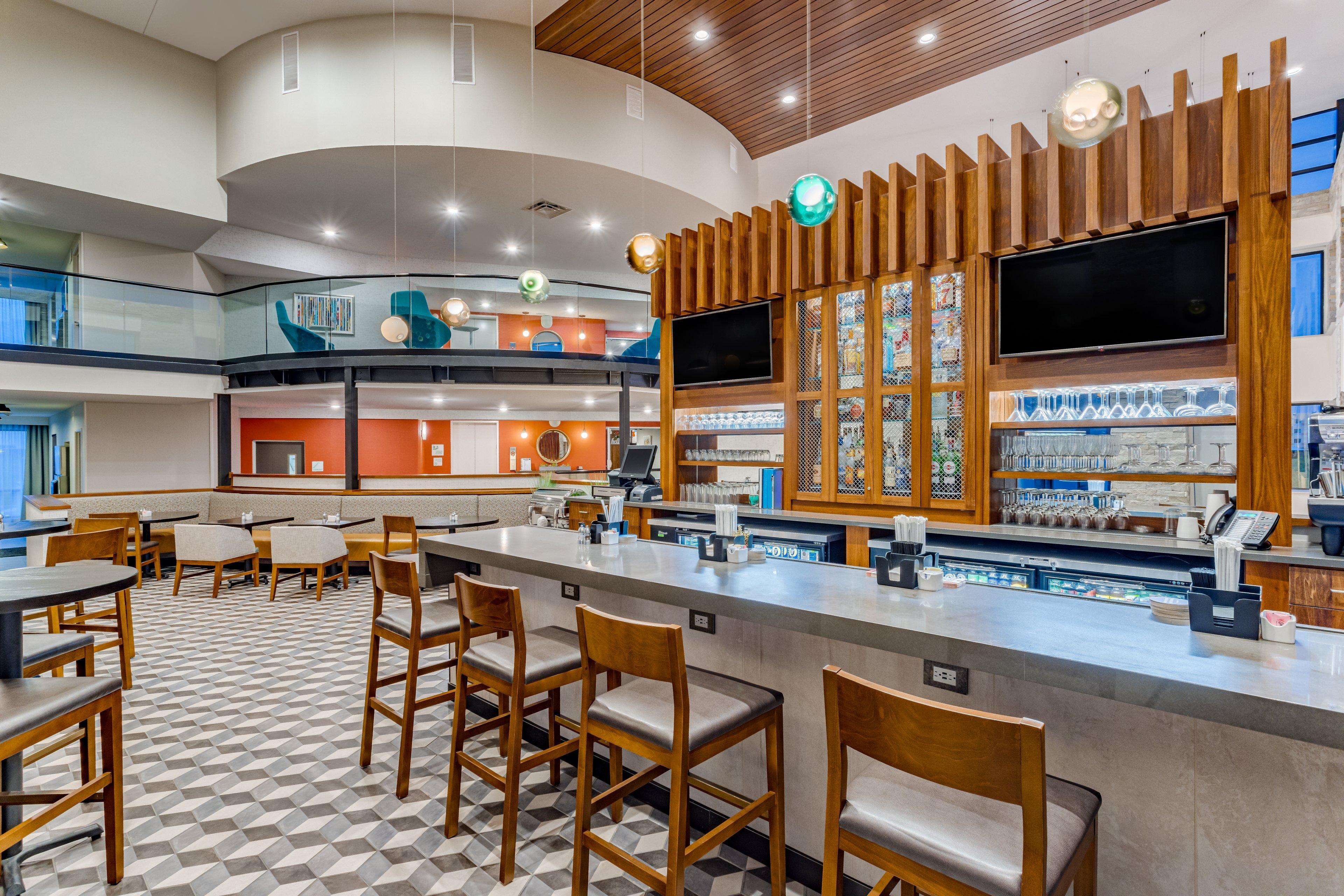 Holiday Inn - Columbus By Ihg Exterior photo