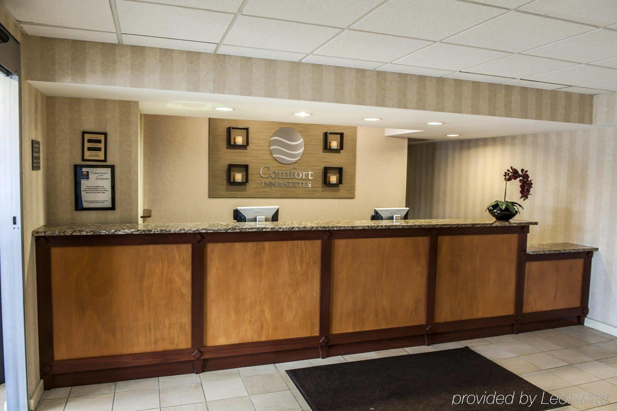 Holiday Inn - Columbus By Ihg Exterior photo